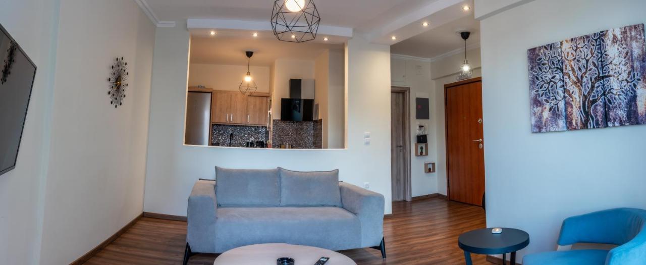 Luxury Apartment Overlooking The Citadel Of Tsakas Athens Exterior photo